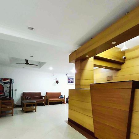 Midtown Residency Hotel Calecute Exterior foto