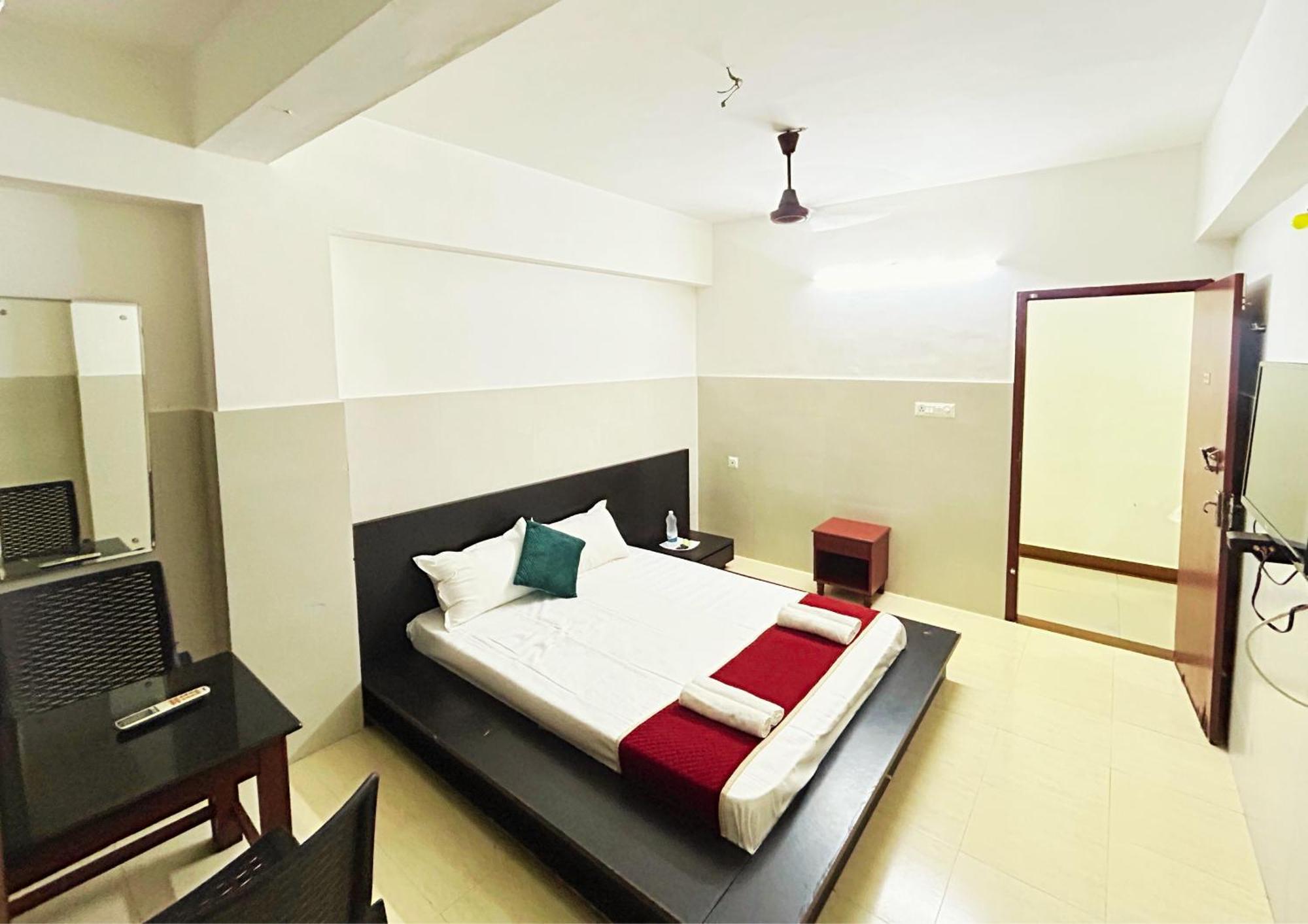 Midtown Residency Hotel Calecute Exterior foto